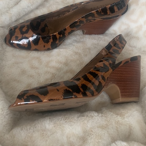 Franco Sarto Harlow Patent Leopard Print Peep Toe Wedge Slingback - Picture 2 of 4